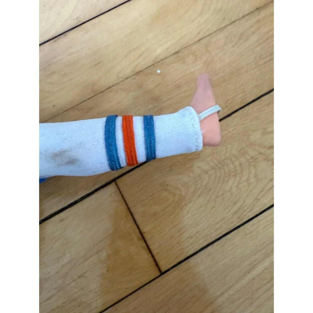 1983 vintage Wayne‎ Gretzky Mattel the great Gretzky doll Edmonton Oilers